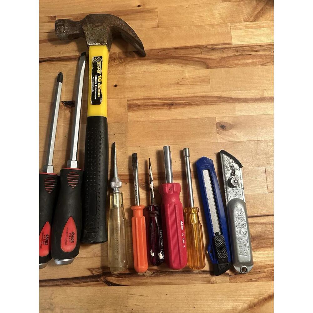 Tools Lot Vintage & Modern 14 Pieces, Hammer, Cutting Knives, Screwdrivers USA